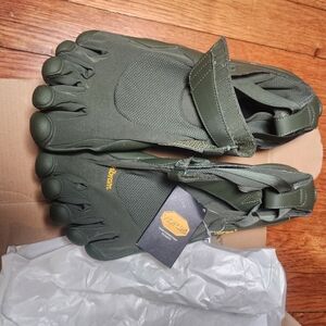 Vibram FiveFingers Olive Green Shoes
